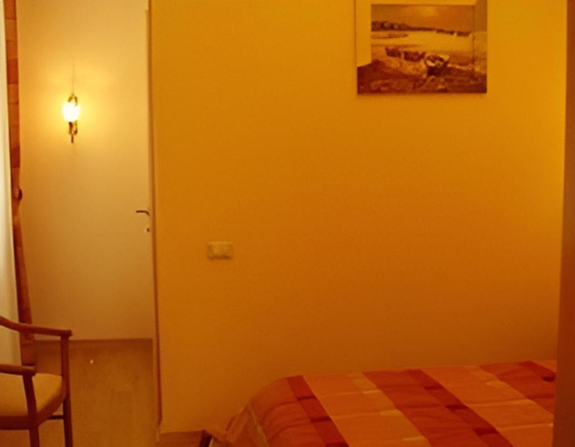 Бестужевский Дворик Gagra Exterior photo