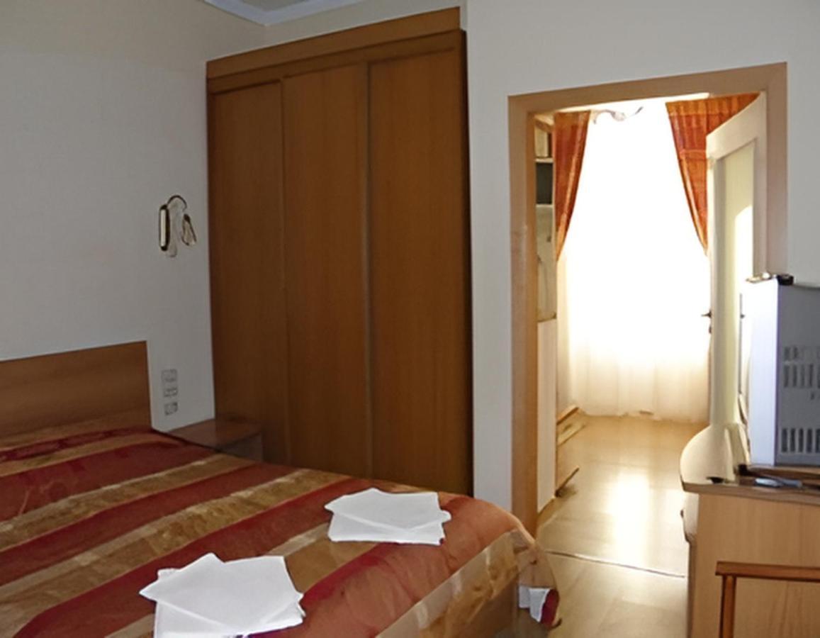 Бестужевский Дворик Gagra Exterior photo